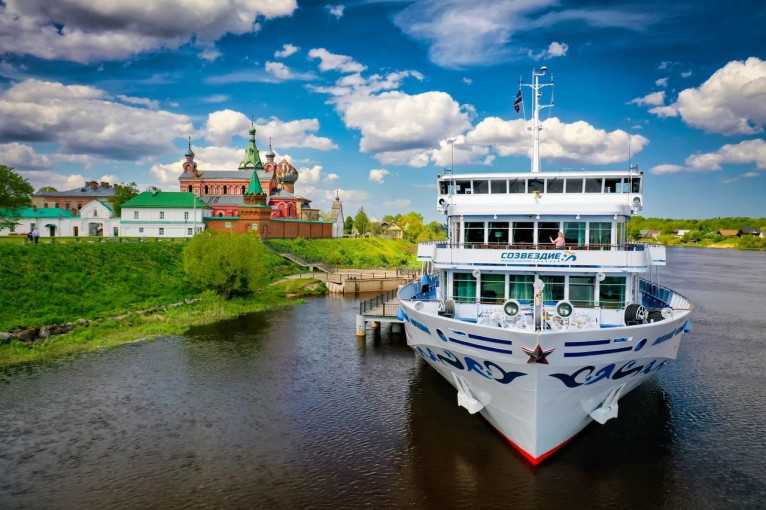 Спецпредложение по круизам выходного дня
